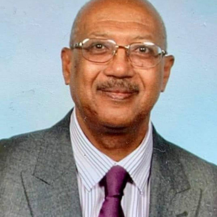تعهّد بحلّ مشاكل الدواء بالبلاد.. وزير الصحة السوداني: سيتمّ توفير الدواء لـ”6″ أشهر ..