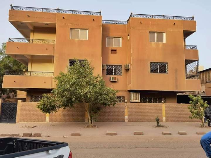 #جريمة_بشعة | اغتيال طبيب ووالدته بمنزله وسرقة سيارته الجديدة ..