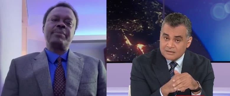 مناوي : حميدتي كان الحاكم الفعلي قبل الحرب وادعو لتسليم البشير للجنائية