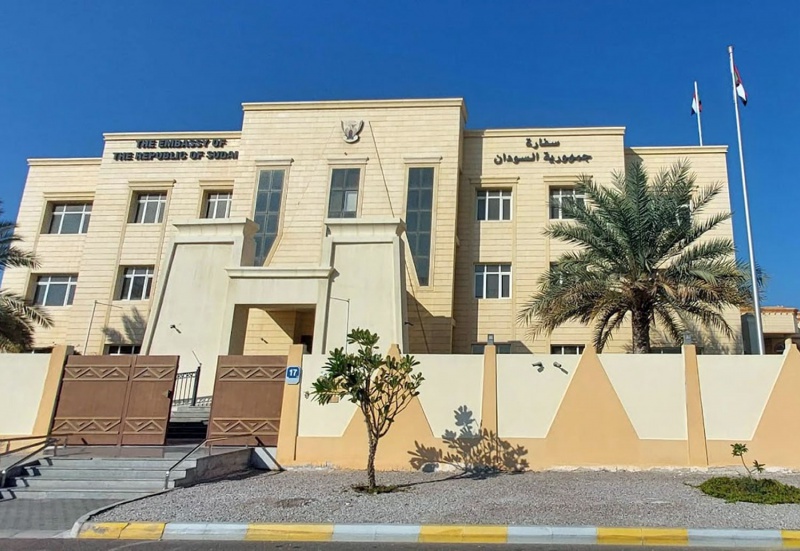 سفير السودان لدى الإمارات ضحية جديدة لهيمنة الإخوان على بورتكيزان
